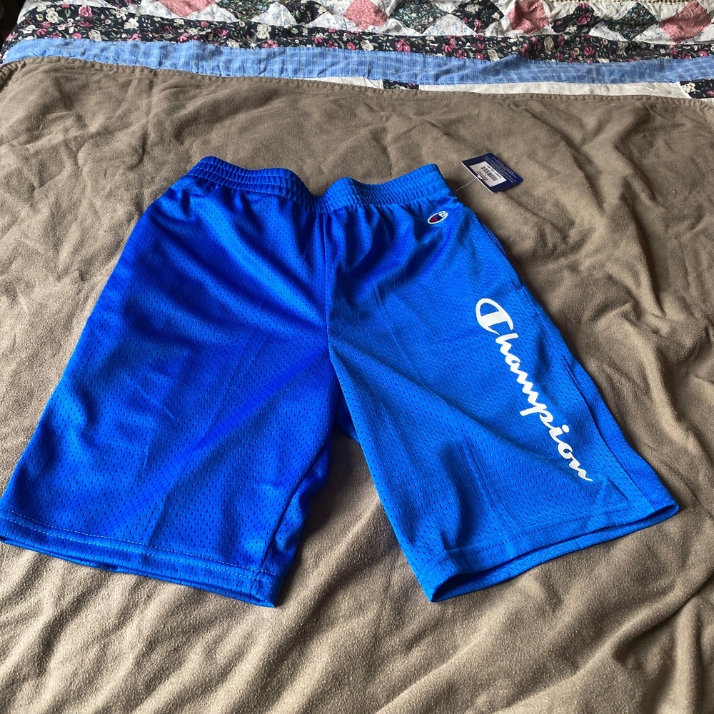 Athletic shorts